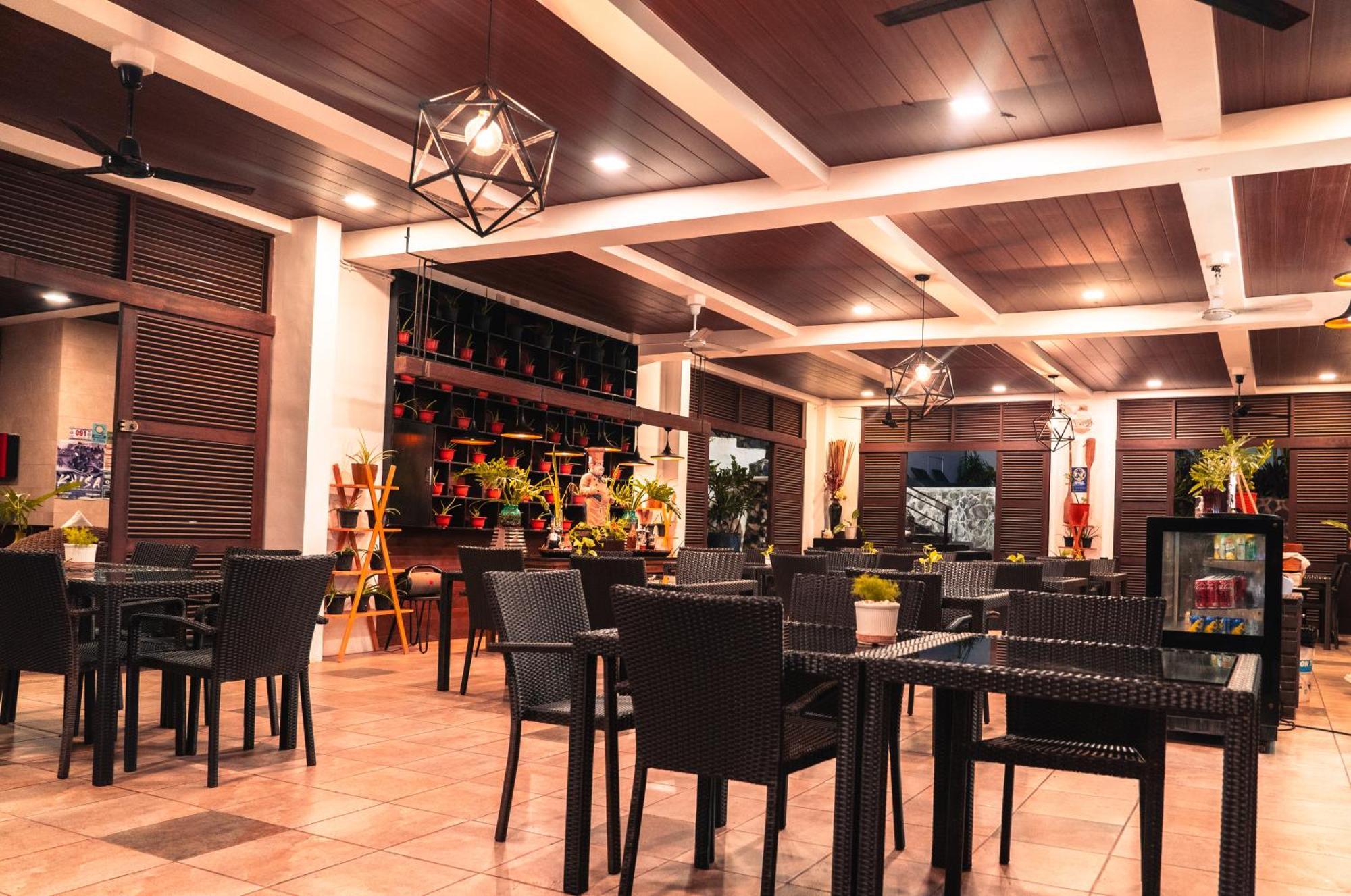 Resort Altamare Dive And Leisure Anilao 3*